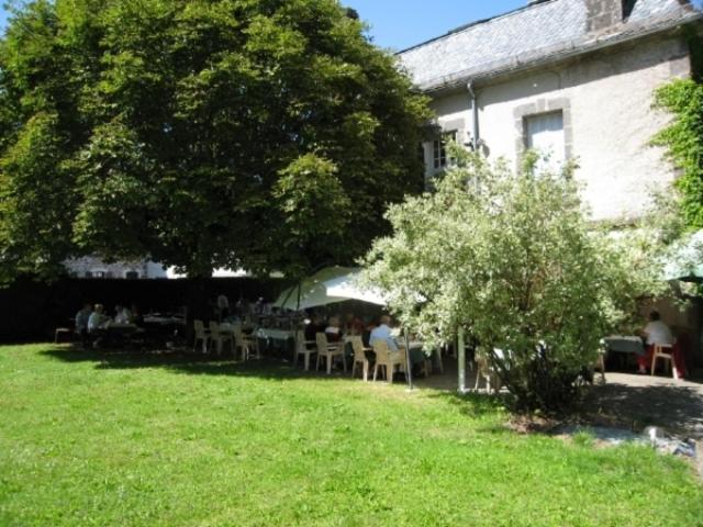 Logis Hotel La Source Du Mont Saint-Martin-Valmeroux Exterior foto