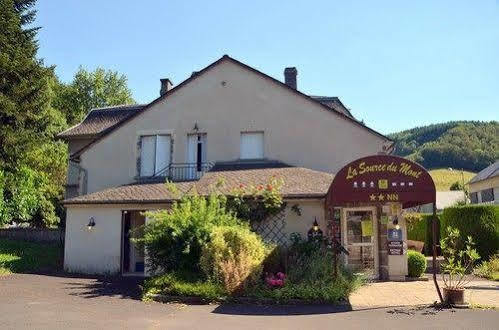 Logis Hotel La Source Du Mont Saint-Martin-Valmeroux Exterior foto